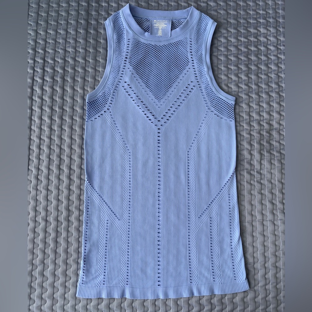 Athleta top